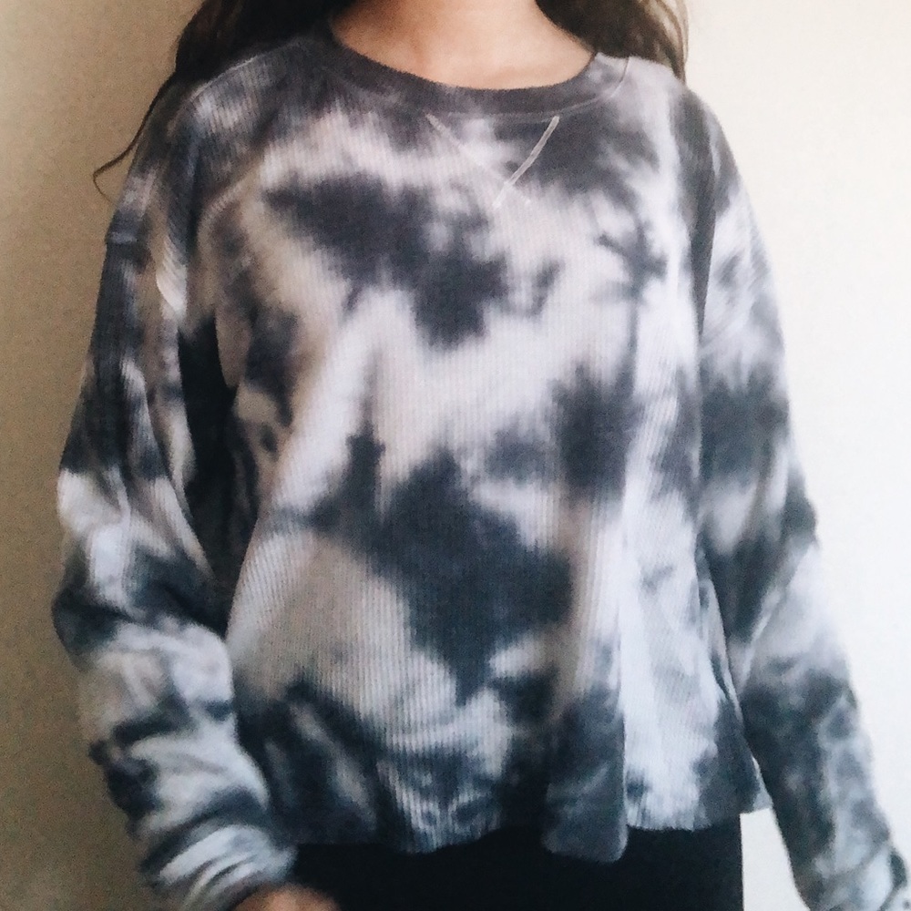 blue tie dye long sleeve